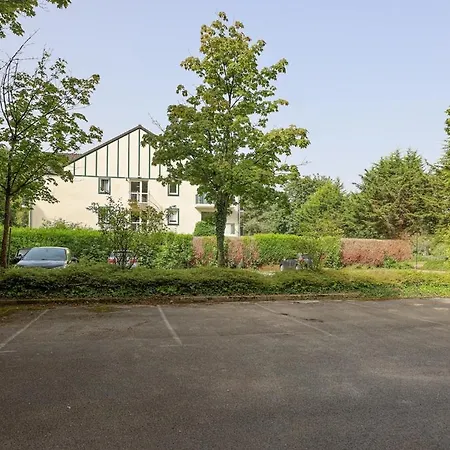 With Terrace 2 Or 4 People דירה *