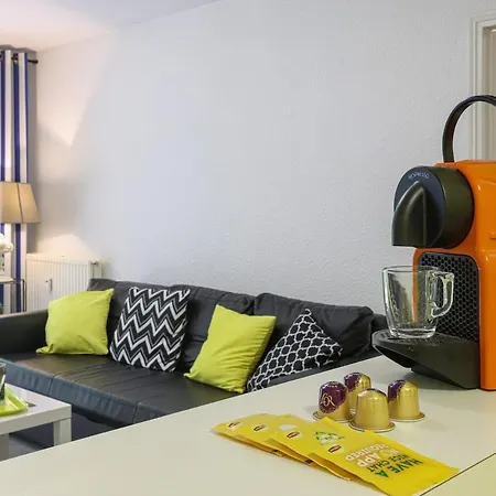 With Terrace 2 Or 4 People דירה